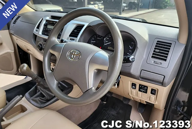 2012 Toyota / Hilux / Vigo Stock No. 123393