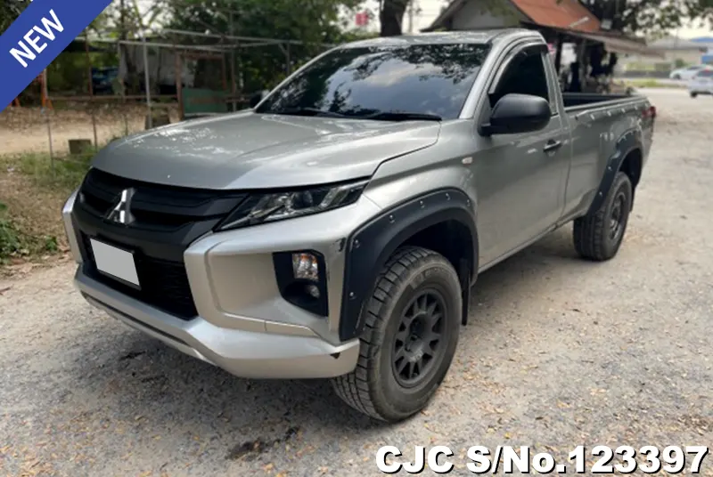 2020 Mitsubishi / Triton Stock No. 123397