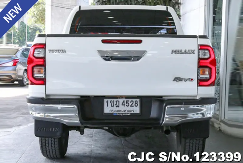 2020 Toyota / Hilux / Revo Stock No. 123399