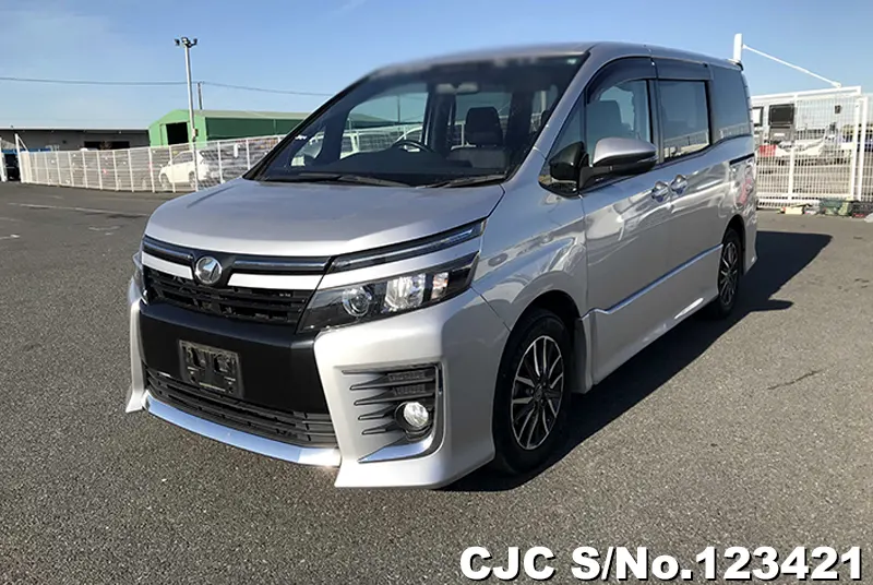 2015 Toyota / Voxy Stock No. 123421