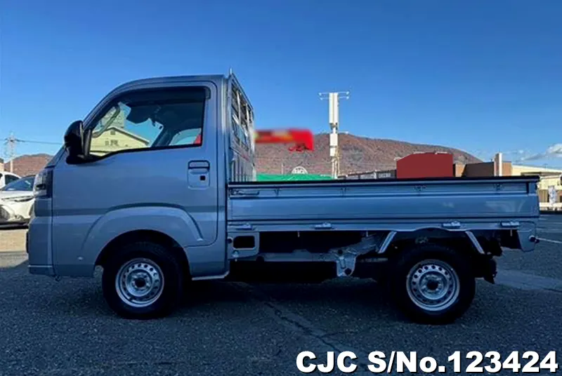 2024 Toyota / Pixis Truck Stock No. 123424