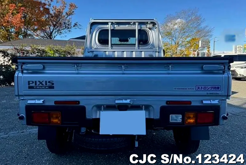 2024 Toyota / Pixis Truck Stock No. 123424