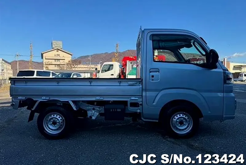 2024 Toyota / Pixis Truck Stock No. 123424