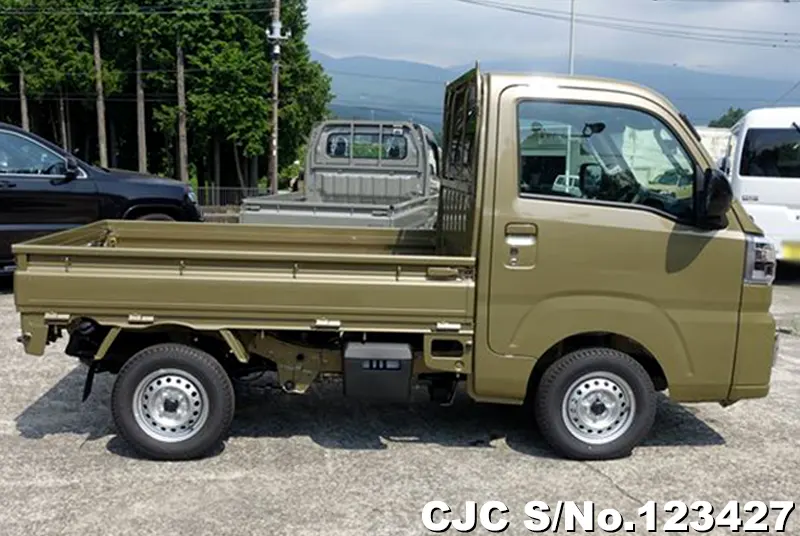 2024 Toyota / Pixis Truck Stock No. 123427