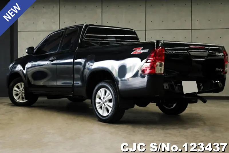 Toyota Hilux in Black for Sale Image 1