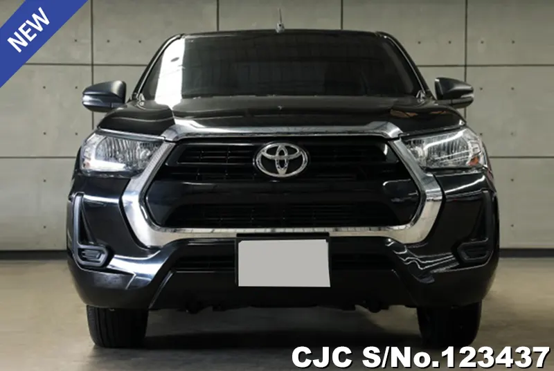 Toyota Hilux in Black for Sale Image 2