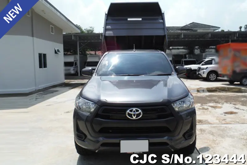 2022 Toyota / Hilux / Revo Stock No. 123444