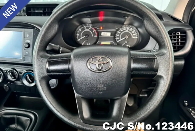 Toyota Hilux in White for Sale Image 13