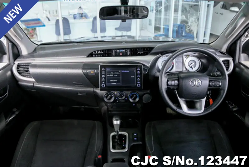 2021 Toyota / Hilux / Revo Stock No. 123447