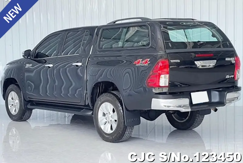 Toyota Hilux in Black for Sale Image 1