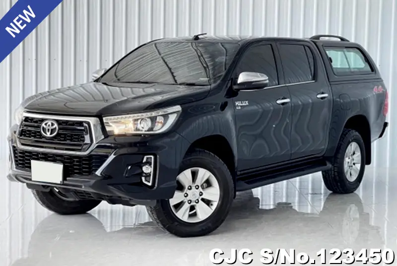 Toyota Hilux in Black for Sale Image 3