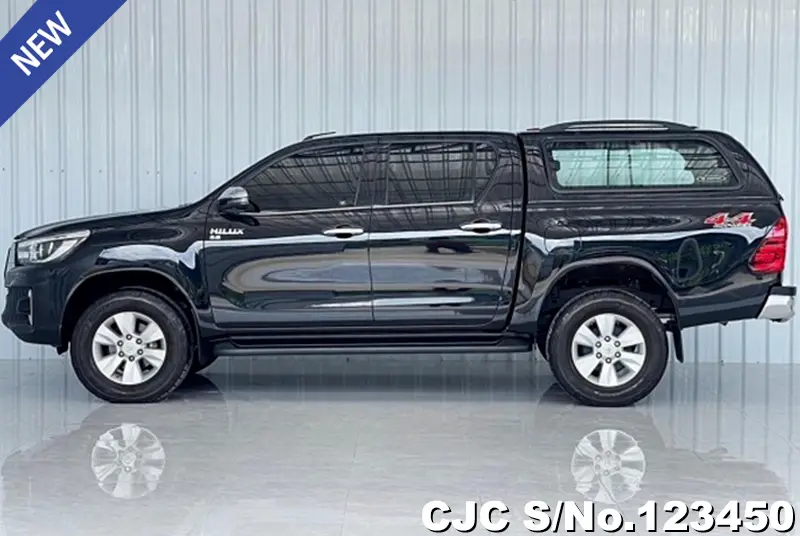 Toyota Hilux in Black for Sale Image 5