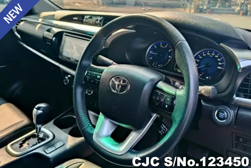 2019 Toyota / Hilux / Revo Stock No. 123450