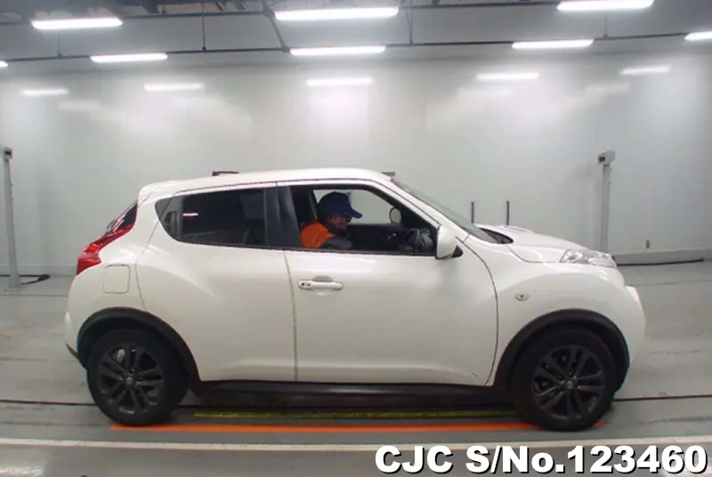 2014 Nissan / Juke Stock No. 123460