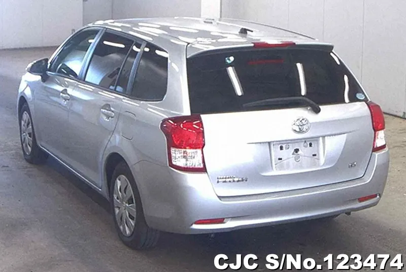 2013 Toyota / Corolla Fielder Stock No. 123474