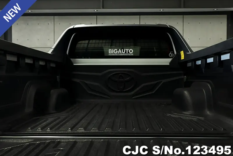 2022 Toyota / Hilux / Revo Rocco Stock No. 123495