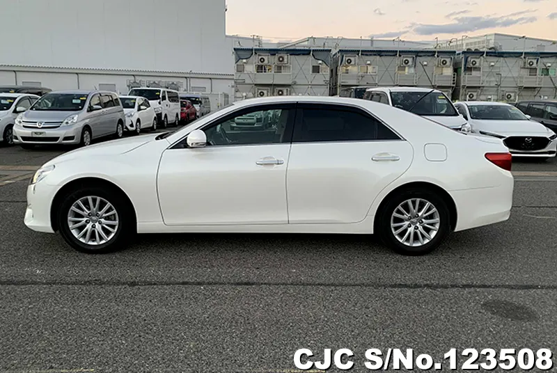 2016 Toyota / Mark X Stock No. 123508