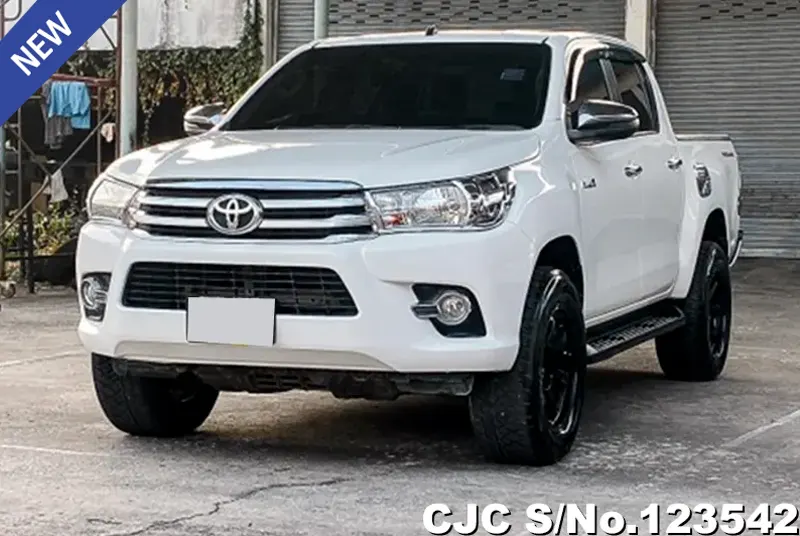 2017 Toyota / Hilux / Revo Stock No. 123542