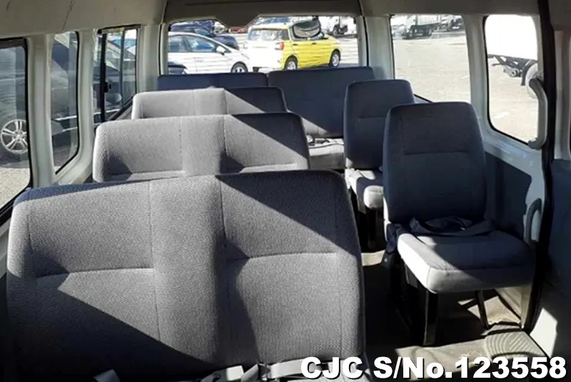 2007 Toyota / Hiace Stock No. 123558