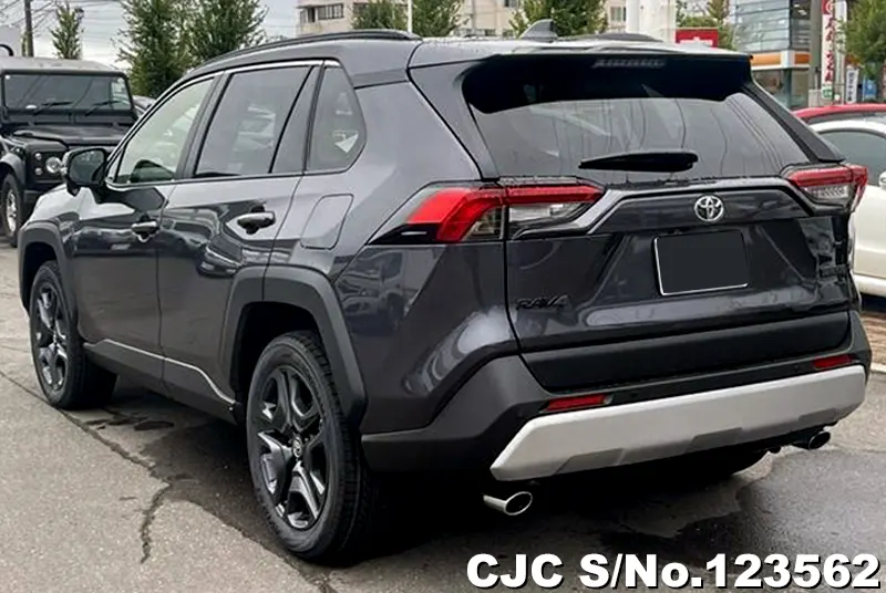 2024 Toyota / Rav4 Stock No. 123562