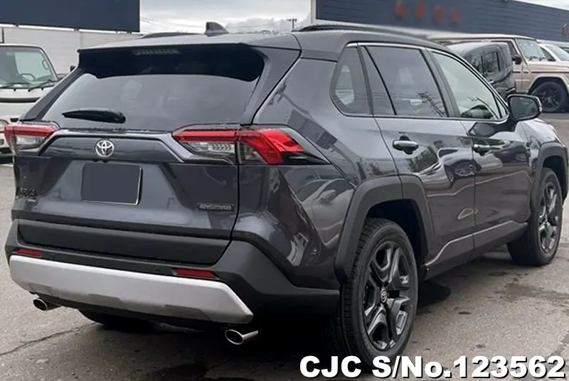 2024 Toyota / Rav4 Stock No. 123562