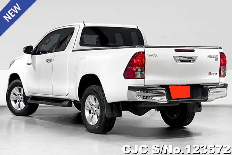 2018 Toyota / Hilux / Revo Stock No. 123572