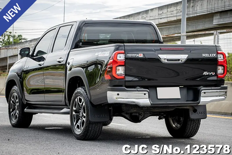 Toyota Hilux in Black for Sale Image 2