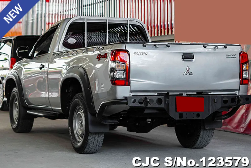 2021 Mitsubishi / Triton Stock No. 123579