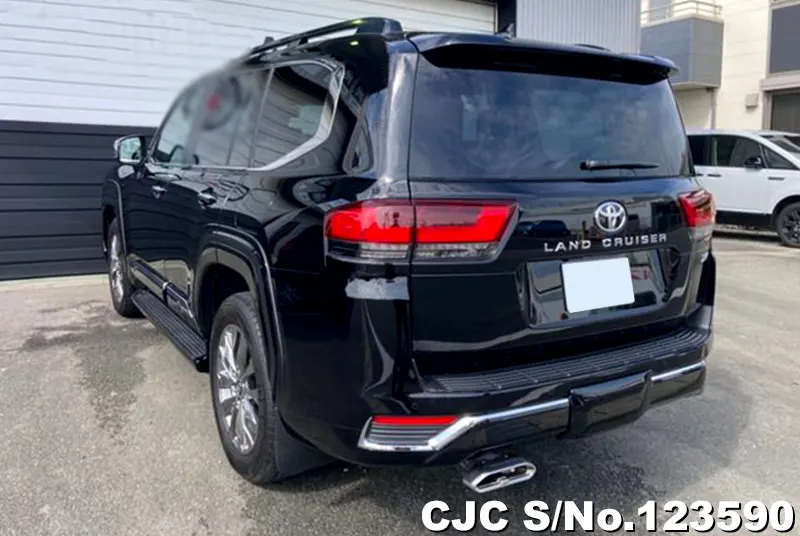 2023 Toyota / Land Cruiser Stock No. 123590