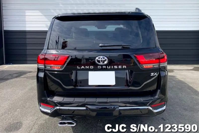 2023 Toyota / Land Cruiser Stock No. 123590