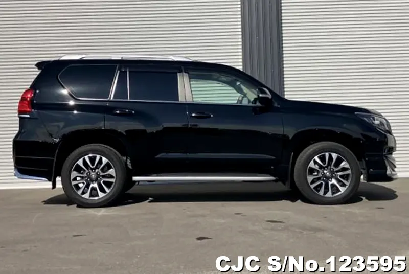 2022 Toyota / Land Cruiser Prado Stock No. 123595