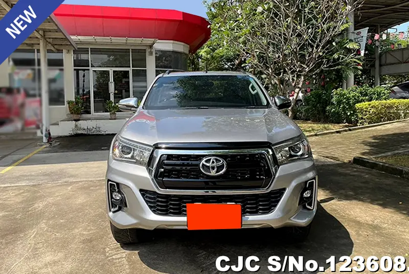 2019 Toyota / Hilux / Revo Stock No. 123608