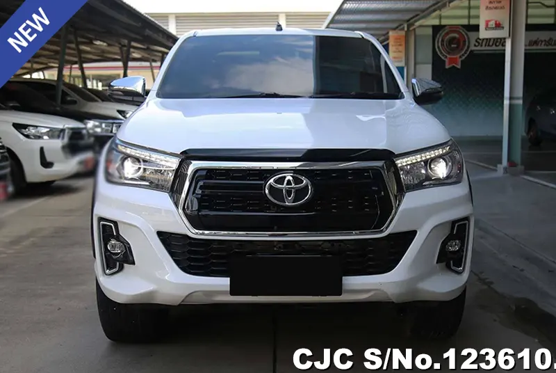 2018 Toyota / Hilux / Revo Stock No. 123610