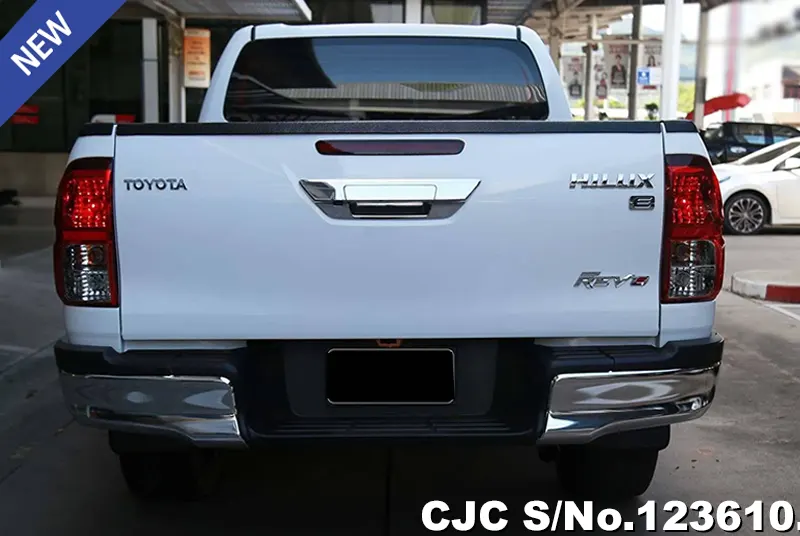 2018 Toyota / Hilux / Revo Stock No. 123610