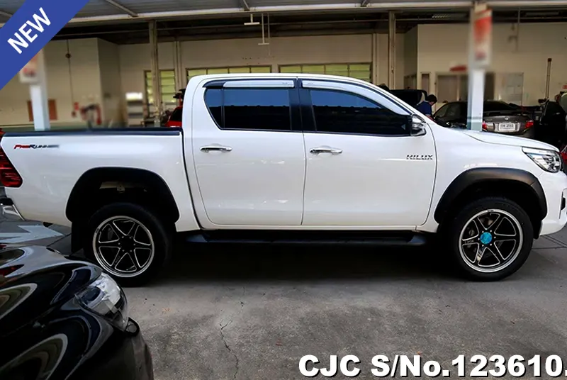 2018 Toyota / Hilux / Revo Stock No. 123610