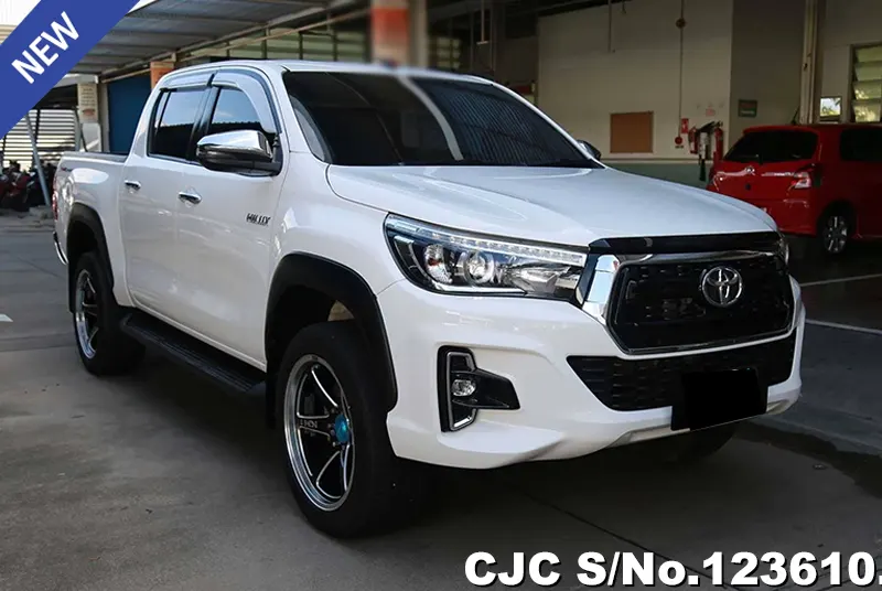 2018 Toyota / Hilux / Revo Stock No. 123610