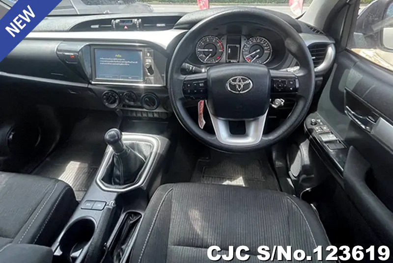 2022 Toyota / Hilux / Revo Stock No. 123619