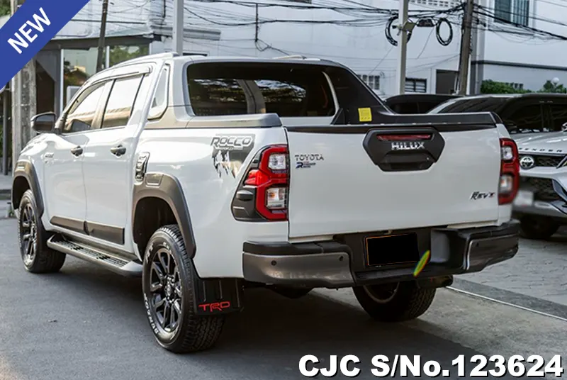 2021 Toyota / Hilux / Revo Stock No. 123624