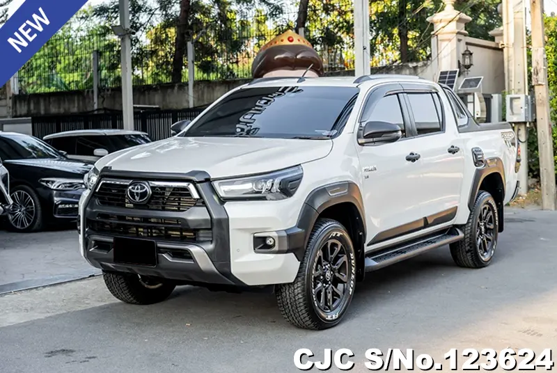 2021 Toyota / Hilux / Revo Stock No. 123624