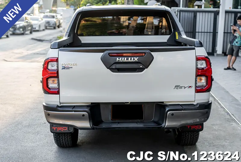 2021 Toyota / Hilux / Revo Stock No. 123624