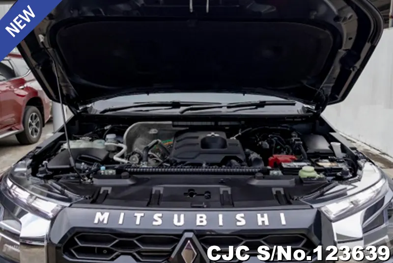 2023 Mitsubishi / Triton Stock No. 123639