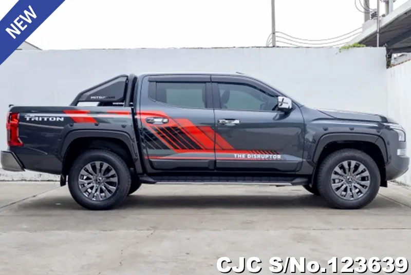 2023 Mitsubishi / Triton Stock No. 123639