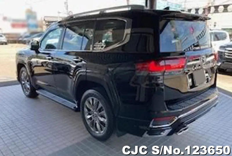 2023 Toyota / Land Cruiser Stock No. 123650