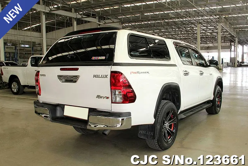 2019 Toyota / Hilux / Revo Stock No. 123661