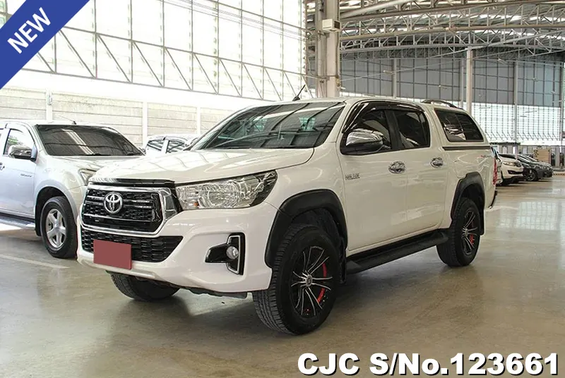 2019 Toyota / Hilux / Revo Stock No. 123661