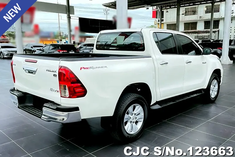 2018 Toyota / Hilux / Revo Stock No. 123663