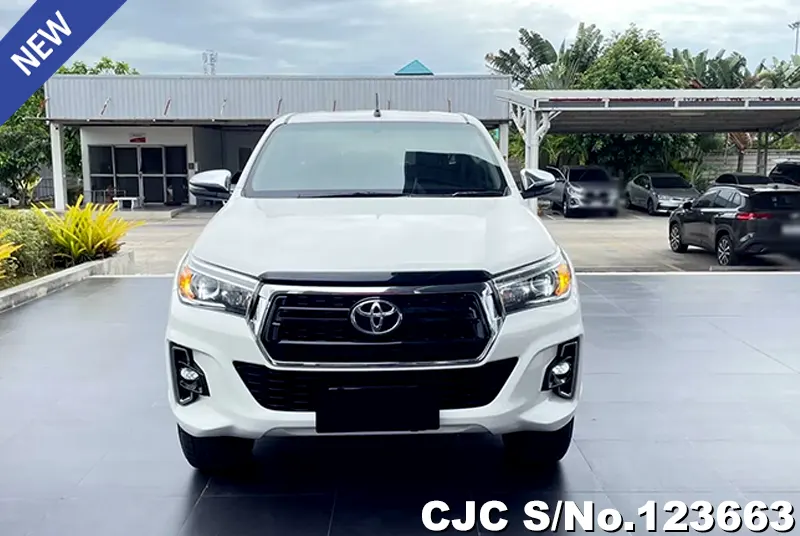 2018 Toyota / Hilux / Revo Stock No. 123663