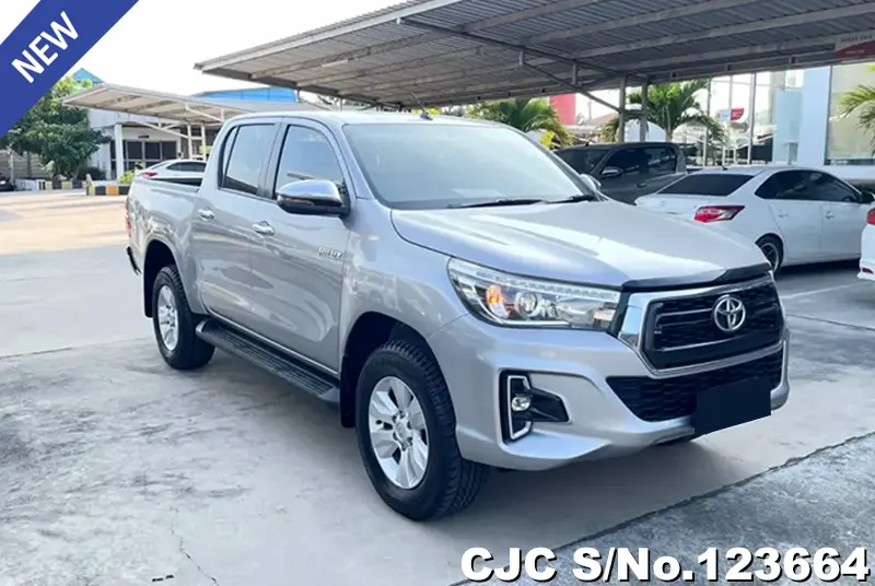 2019 Toyota / Hilux / Revo Stock No. 123664