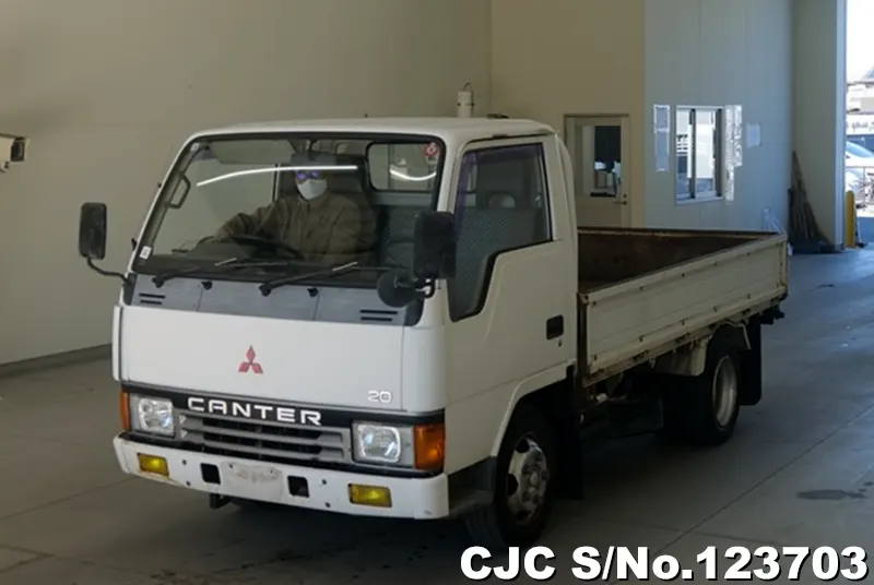 1992 Mitsubishi / Canter Stock No. 123703