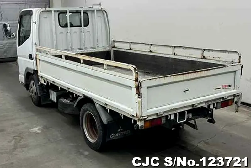 2003 Mitsubishi / Canter Stock No. 123721